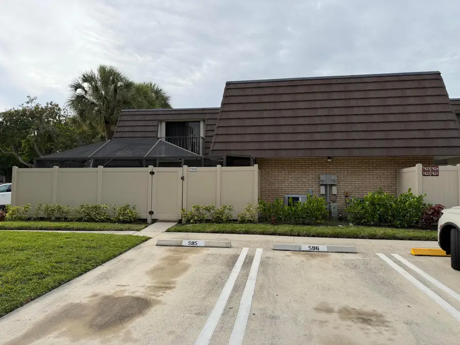 7622 N 76th Way #200, West Palm Beach, FL 33407 - #3