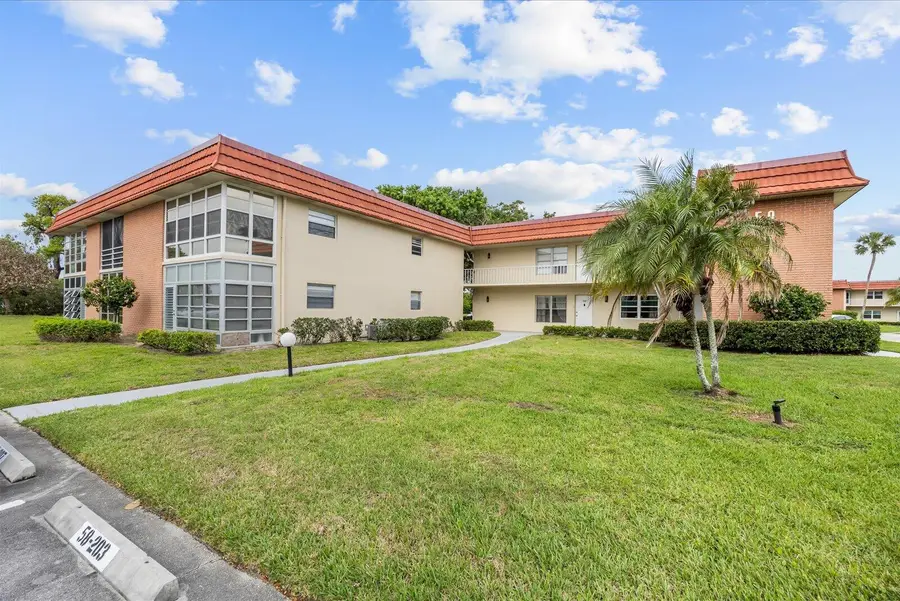 58 Woodland Drive #102, Vero Beach, FL 32962 - #2