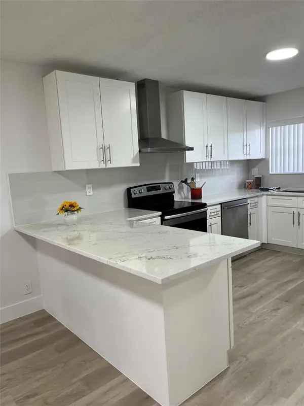 719 Banks Road #719, Margate, FL 33063