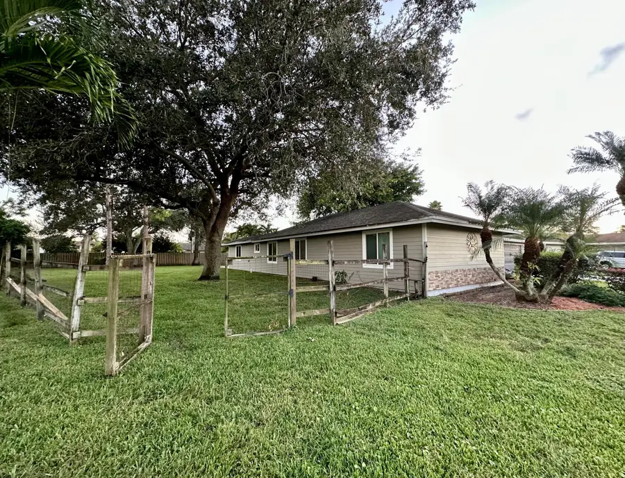 104 Segura Street, Royal Palm Beach, FL 33411 - #2