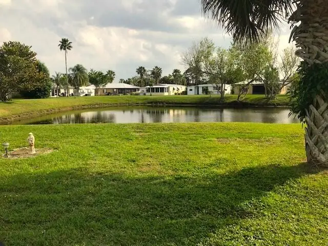 20 Madrid Lane, Port Saint Lucie, FL 34952 - #3