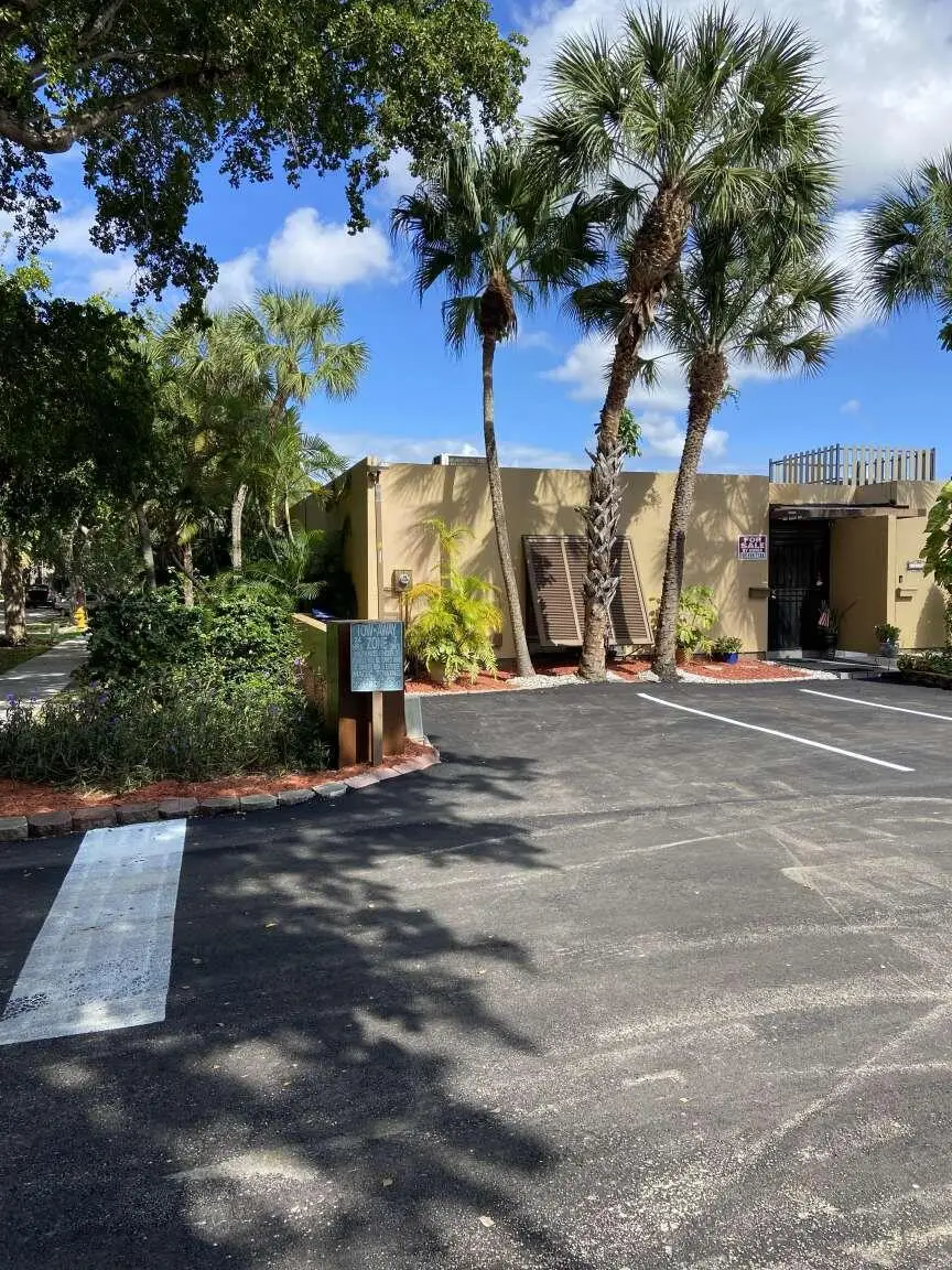 16023 Kingsmoor Way, Miami Lakes, FL 33014 - #1