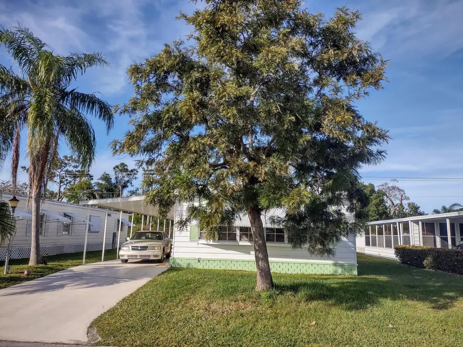 146 W Caribbean, Port Saint Lucie, FL 34952 - #3