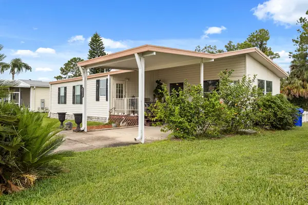 1657 Elkhart Circle, ,, FL 32778