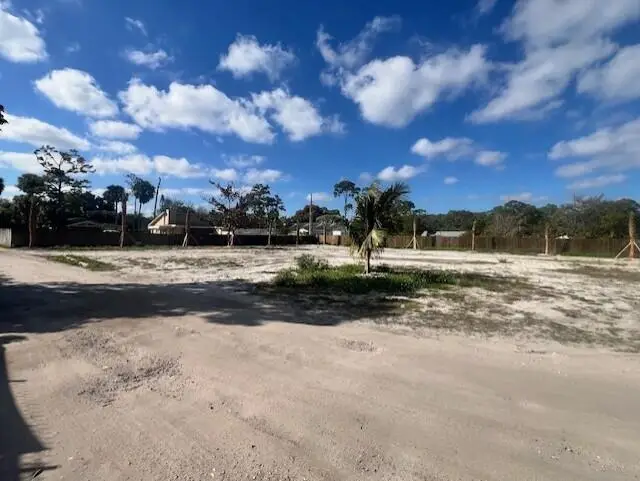 447 Tall Pines Road, West Palm Beach, FL 33415 - #1