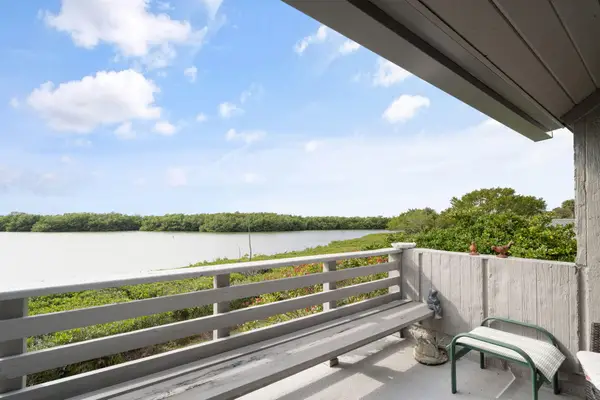 1306 Spyglass Lane, Vero Beach, FL 32963