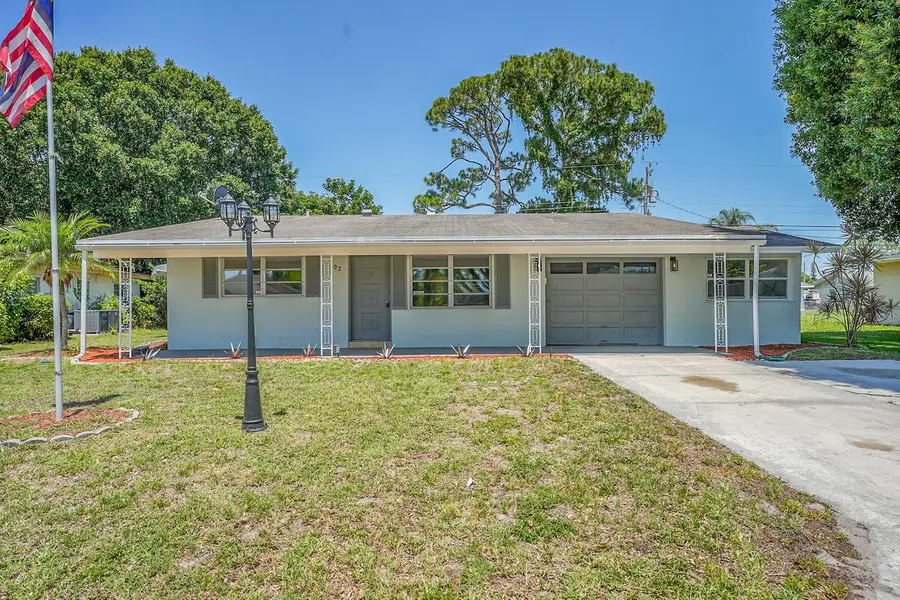 302 W Arbor Avenue, Port Saint Lucie, FL 34952 - #2