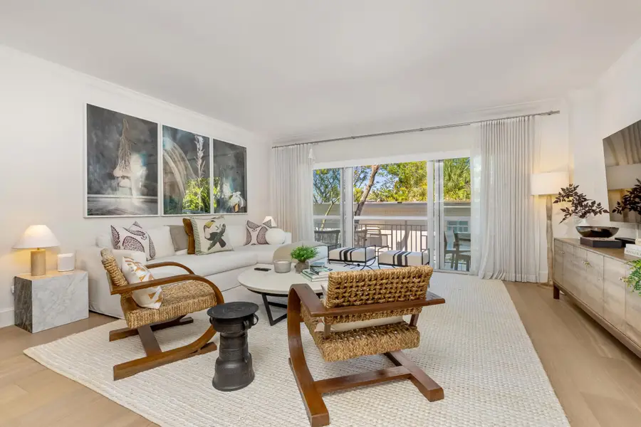 250 Bradley Place #307, Palm Beach, FL 33480 - #2