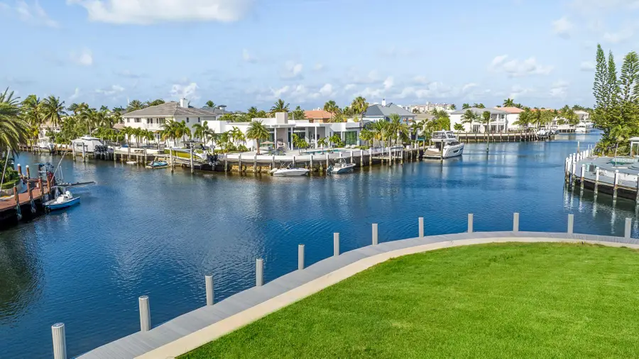 2511 NE 36th Street, Lighthouse Point, FL 33064 - #3