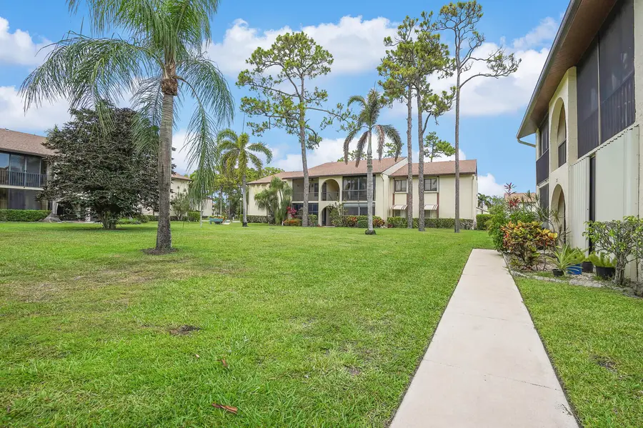331 Knotty Pine Circle #C-1, Greenacres, FL 33463 - #3