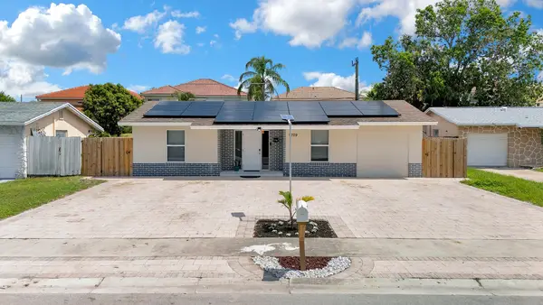 9709 SW 1st Place, Boca Raton, FL 33428