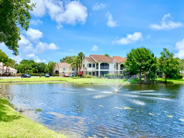 815 W Boynton Beach Boulevard #7-102, Boynton Beach, FL 33426