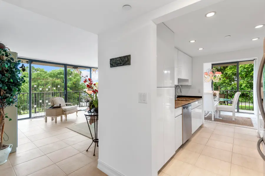 859 Jeffery Street #401, Boca Raton, FL 33487 - #3