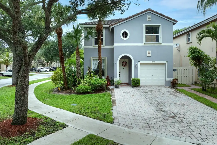4043 Lake Tahoe Circle, West Palm Beach, FL 33409 - #2