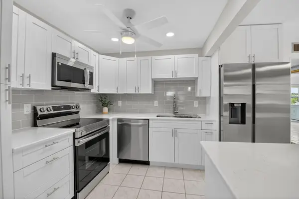 294 Tuscany F Lane #294, Delray Beach, FL 33446