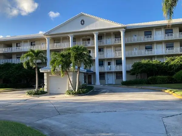 3525 Village Boulevard #203, West Palm Beach, FL 33409