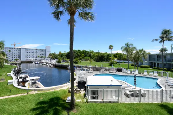 1445 SE 15th Court #203, Deerfield Beach, FL 33441