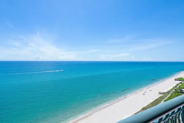 5150 N Ocean Drive #1903, Singer Island, FL 33404