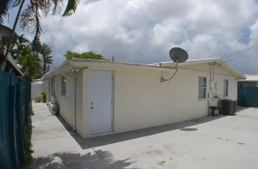 377 NW Nw 49th Street Street, Fort Lauderdale, FL 33309 - #2