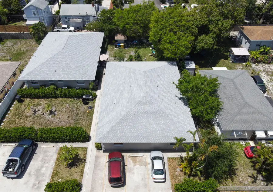 909 S N Street, Lake Worth Beach, FL 33460 - #2
