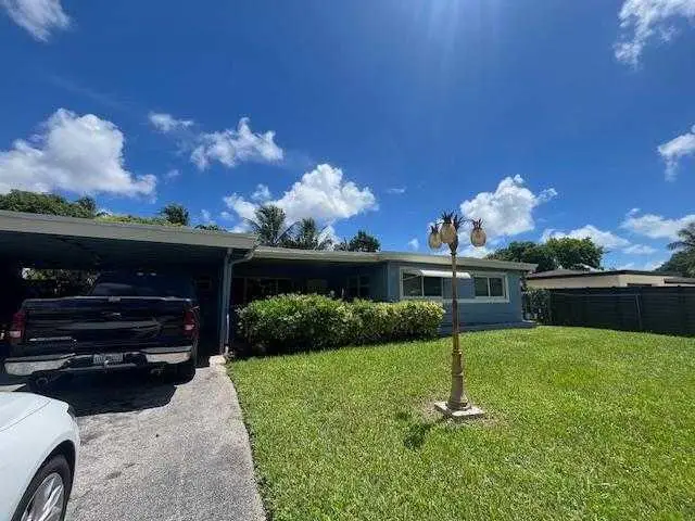 330 Long Island Avenue, Fort Lauderdale, FL 33312 - #2