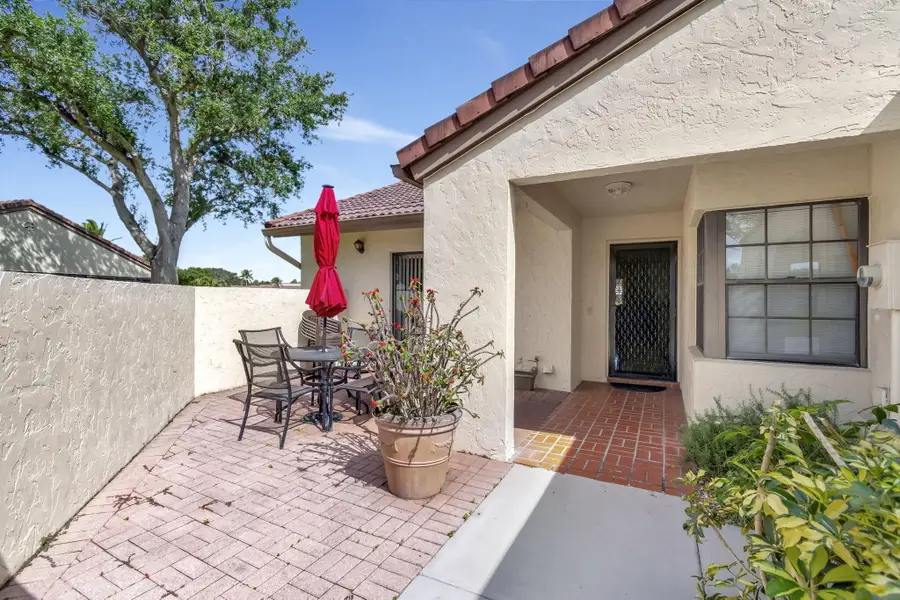 5531 Parkwalk Circle E, Boynton Beach, FL 33472 - #2
