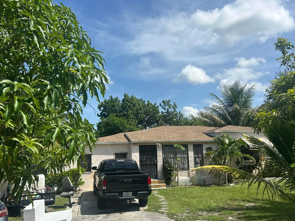 565 NW 143rd Street, Miami, FL 33168 - #1