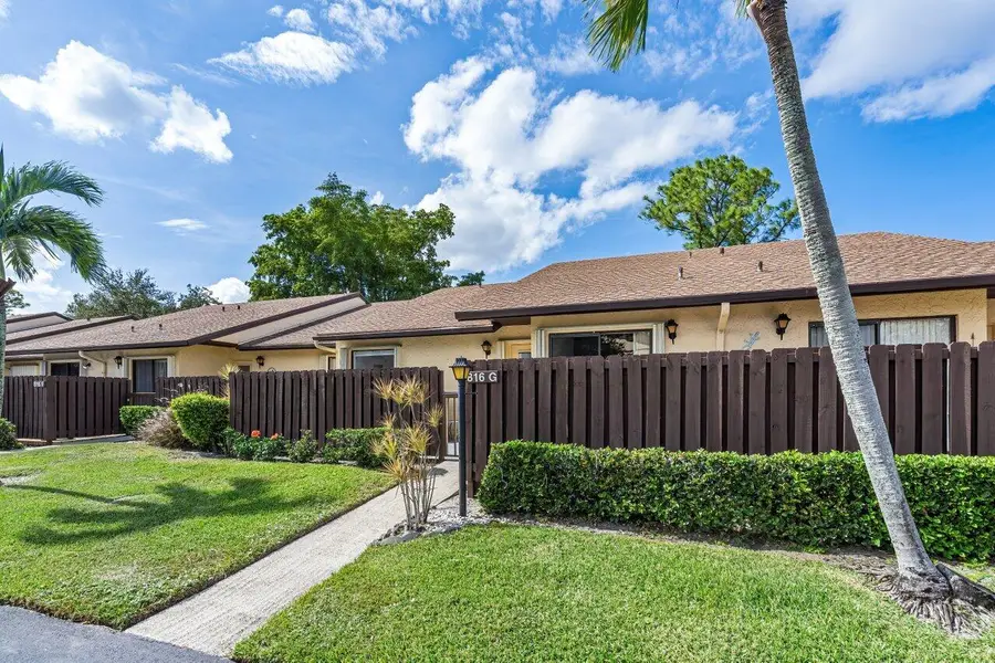 816 Sky Pine Way #G, Greenacres, FL 33415 - #3