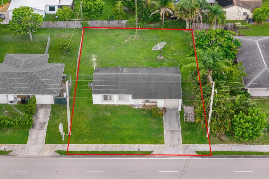 2118 SW Airoso Boulevard, Port Saint Lucie, FL 34984 - #2