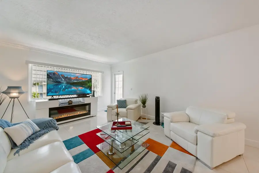 2581 N Garden Drive #206, Lake Worth, FL 33461 - #2