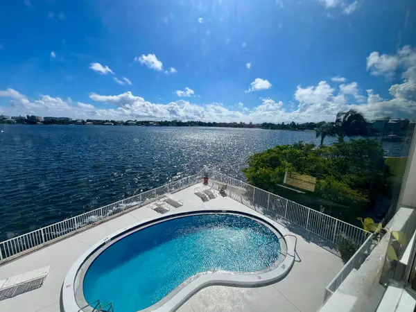 301 Croton Avenue #305, Lantana, FL 33462