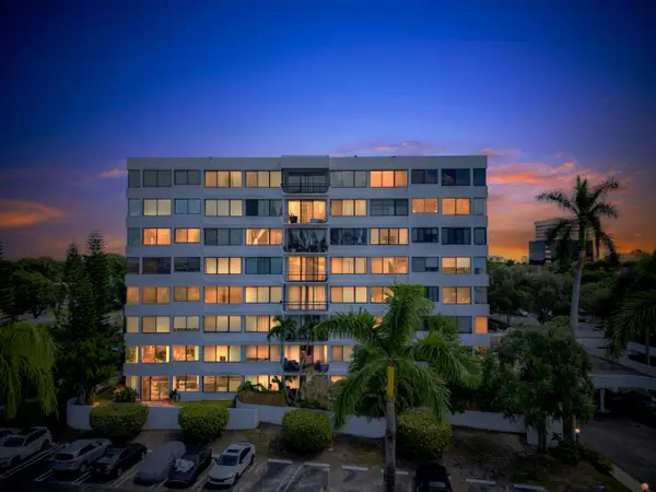 1500 Presidential Way #202, West Palm Beach, FL 33401