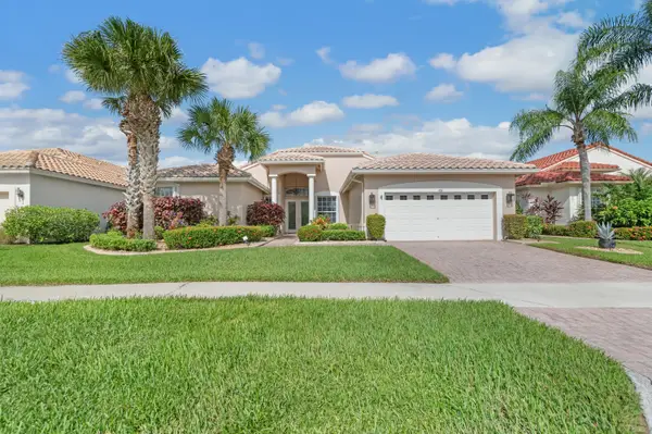 469 NW Blue Lake Drive, Port St Lucie, FL 34986