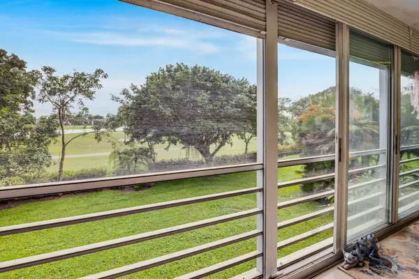4500 Gefion Court #205, Lake Worth, FL 33467