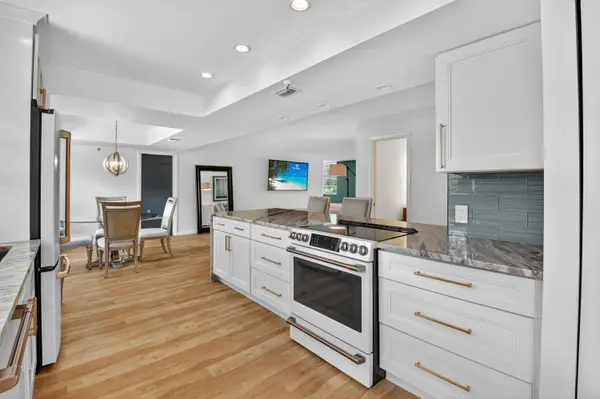 5340 NW 2nd Avenue #220, Boca Raton, FL 33487