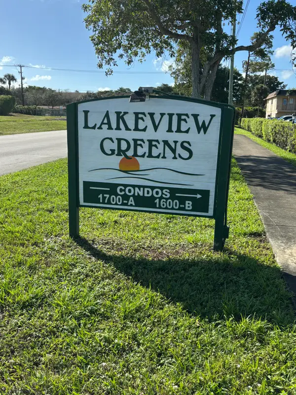 1700 Dover Road #215-a, Delray Beach, FL 33445