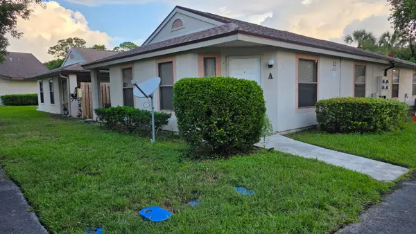2818 Stoneway Lane #Apt A, Fort Pierce, FL 34982