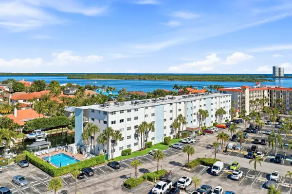 109 Paradise Harbour Blvd #415, North Palm Beach, FL 33408