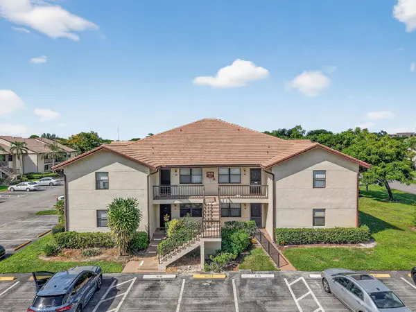 7642 Tahiti Lane #101, Lake Worth, FL 33467