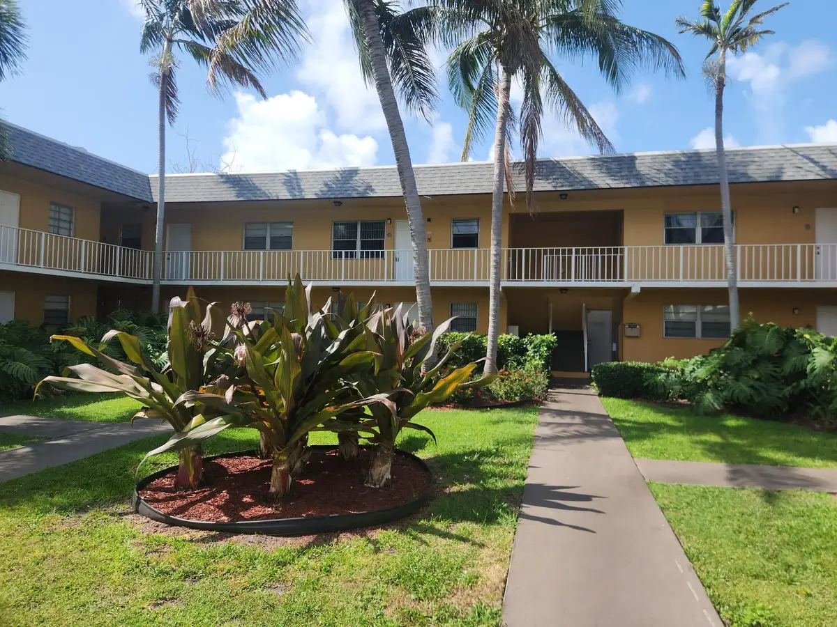 220 Croton Avenue #206, Lantana, FL 33462 - #1