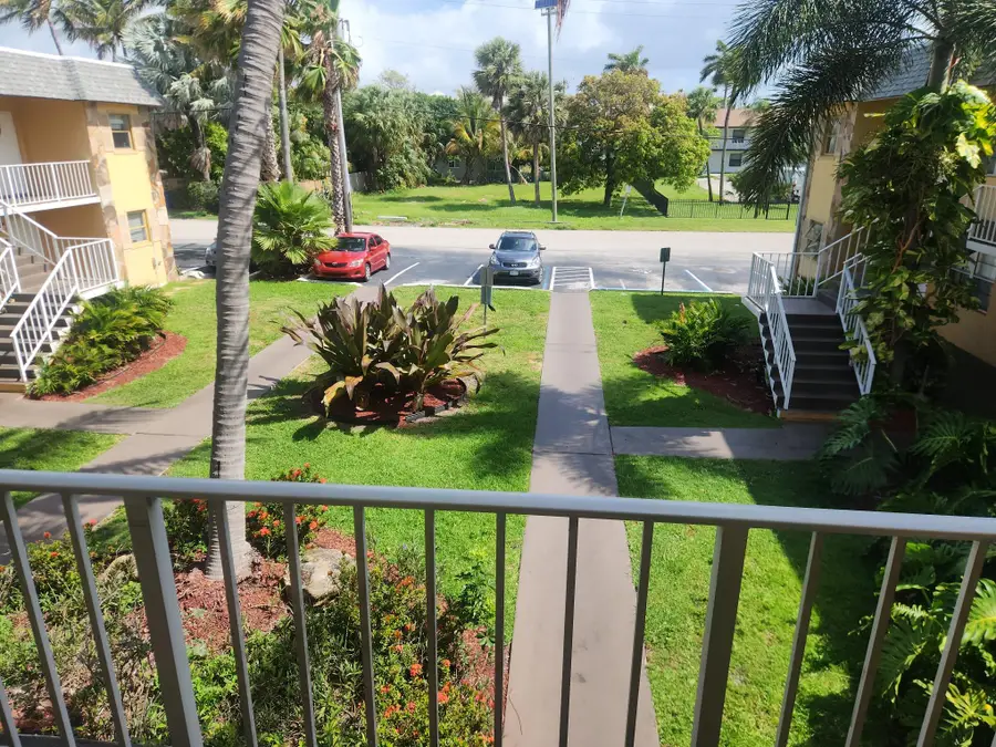 220 Croton Avenue #206, Lantana, FL 33462 - #3