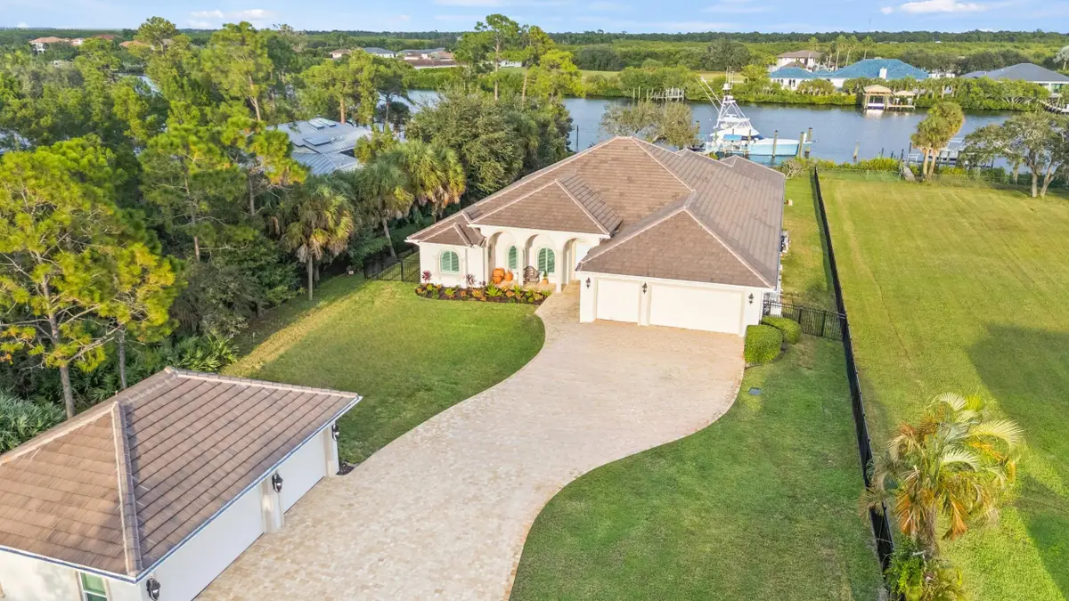 2821 SE North Lookout Boulevard, Port Saint Lucie, FL 34984 - #1