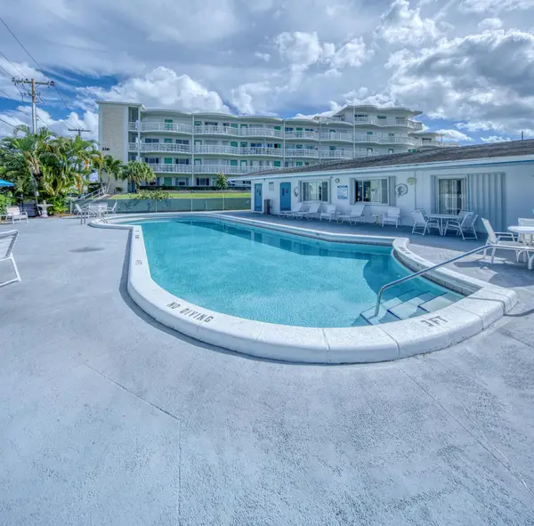 2400 Lake Osborne Drive #205, ,, FL 33461