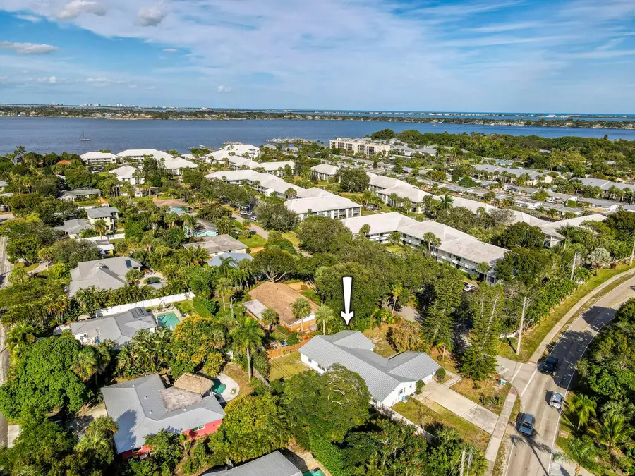296 SE Wentworth Drive, Stuart, FL 34996 - #2