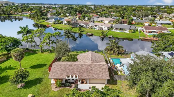 1273 SW 25th Avenue, Deerfield Beach, FL 33442