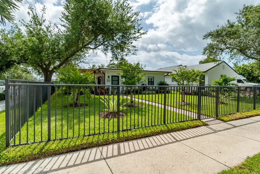 301 S Swinton Avenue, Delray Beach, FL 33444 - #2