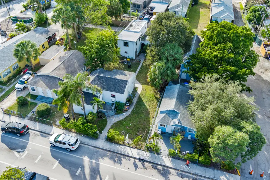 19 S E Street, Lake Worth Beach, FL 33460 - #2
