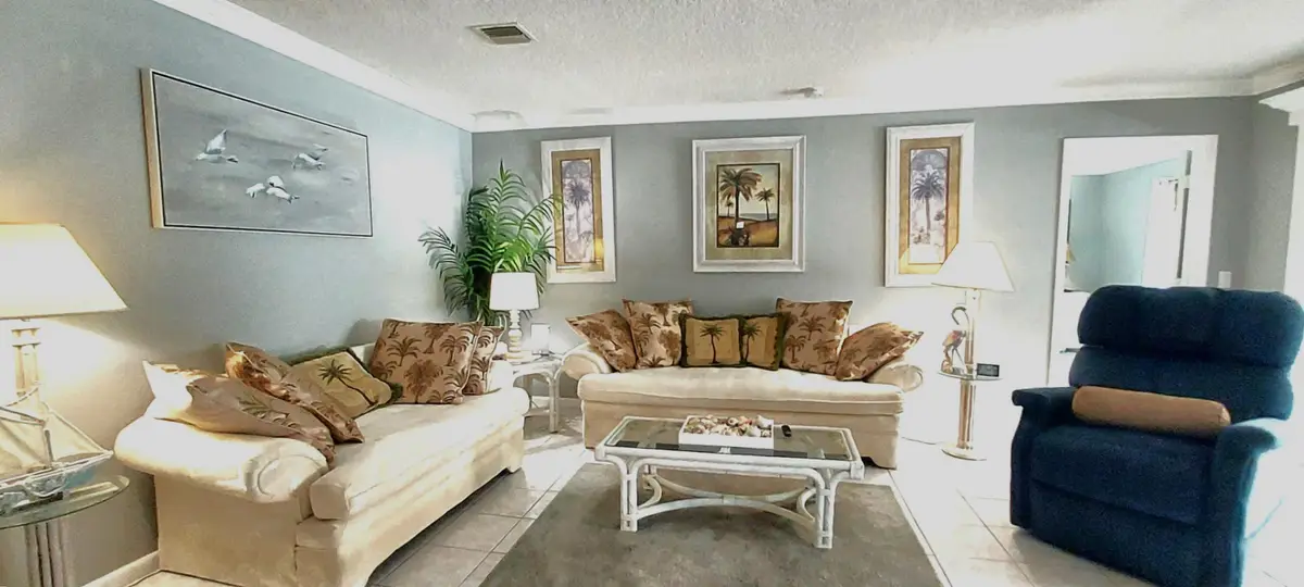 1205 S Lakes End Drive #D2, Fort Pierce, FL 34982 - #1
