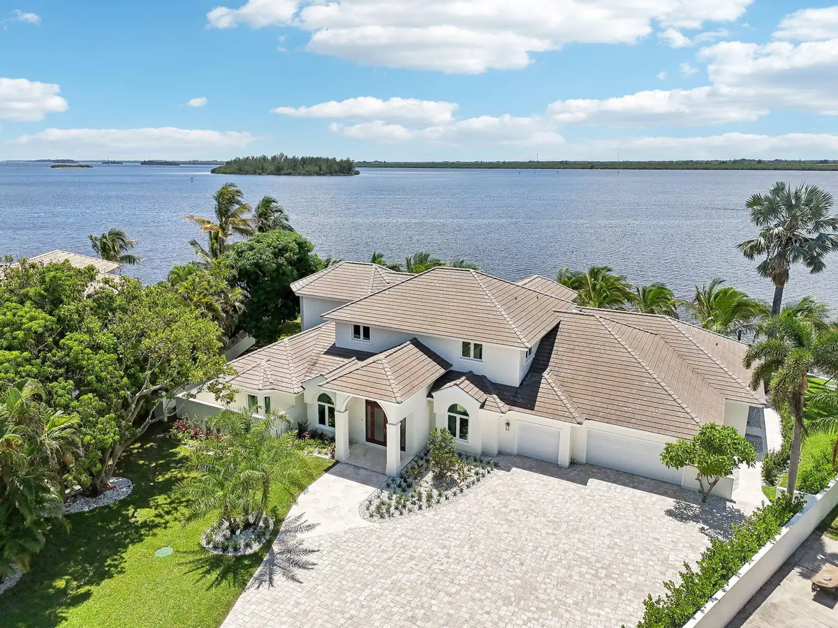 526 Point Lane, Vero Beach, FL 32963 - #1
