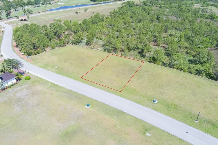 137 SE Tramonto Street, Port Saint Lucie, FL 34984 - #3